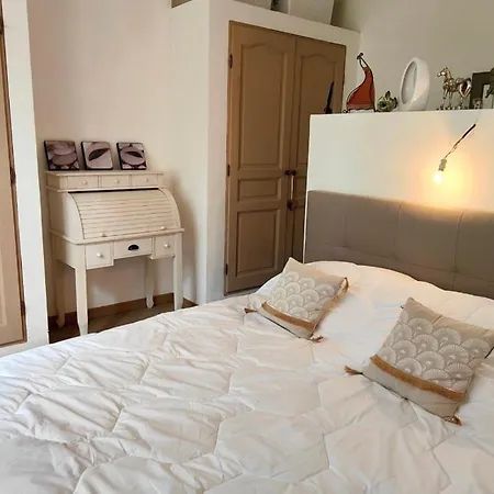 Dom wakacyjny House 5p With Garden And Pool Aircon