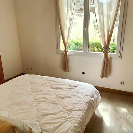 House 5p With Garden And Pool Aircon Fréjus